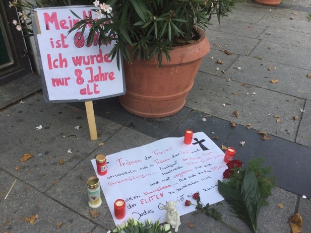02.08.2019: Mahnwache in Heilbronn zum Gedenken an den getöteten Achtjährigen